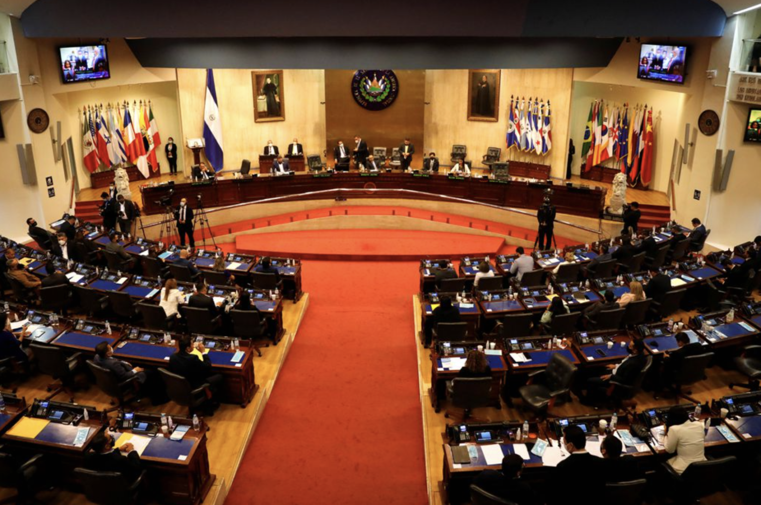 El Salvador summary dismissal of judges is a blow to the Rule of Law
