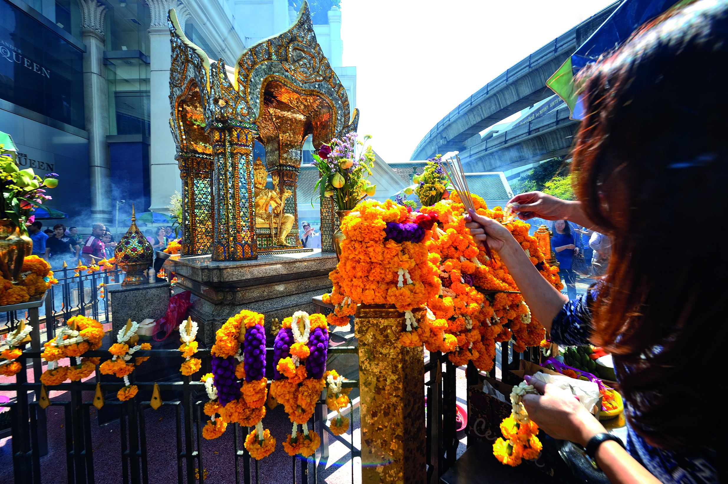 Bangkok_ErawanShrine2